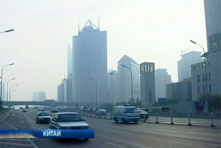 В Пекине хотят вдвое ограничить движение частного автотранспорта