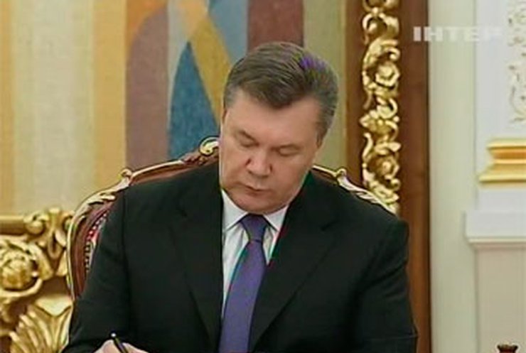 Янукович уверен, что вопрос лечения Тимошенко следует решить в Парламенте