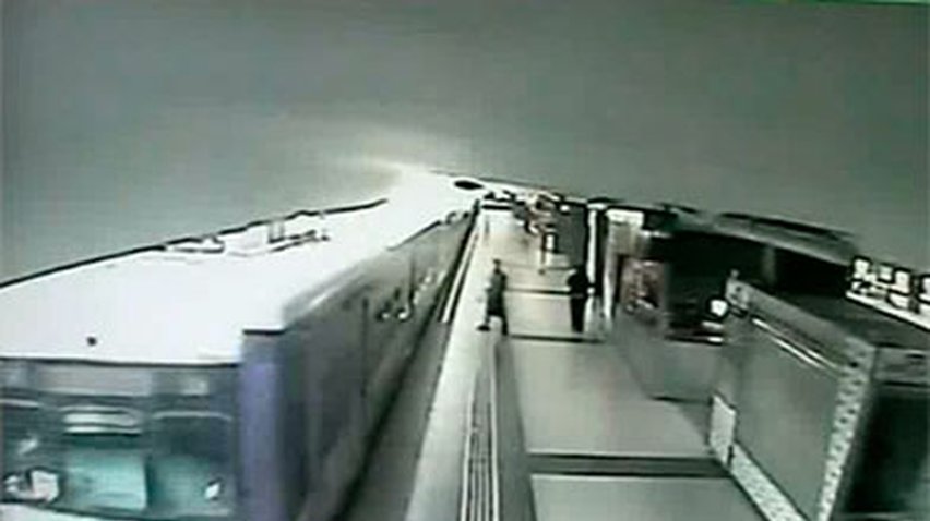Более сотни человек получили ранения из-за аварии поезда в Аргентине