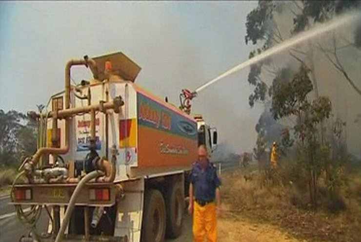 Власти Австралии объявили чрезвычайное положение в связи с пожарами