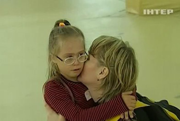Родители попросили Януковича обратить внимание на проблемы "особенных" детей