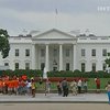 Из Белого Дома уволили злостного критика Обамы за сообщения в Твиттере