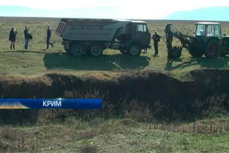 Крымские коммерсанты крали с полей грунт