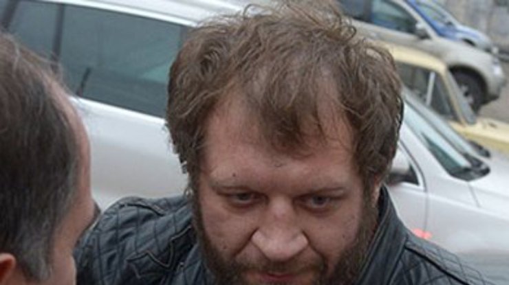 Многократный чемпион по боям без правил Емельяненко задержан за драку с пенсионером