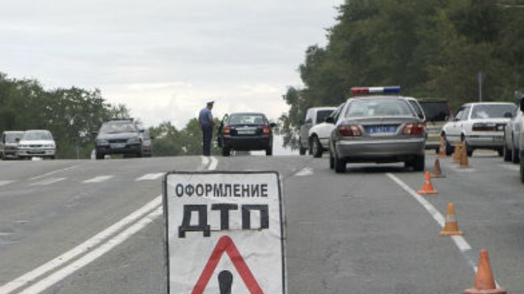 Водитель-вор сбил мужчину под Львовом и скрылся