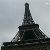 Эйфелева башня стала протестной площадкой организации Гринпис