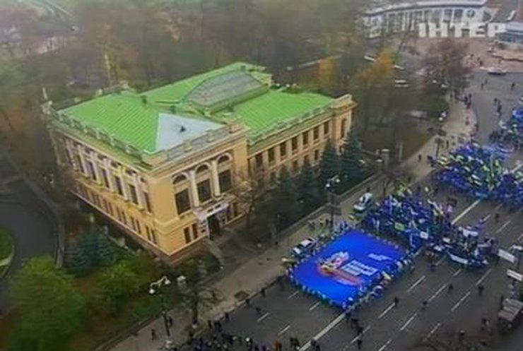 В Киеве отпраздновали день освобождения Украины от нацистов
