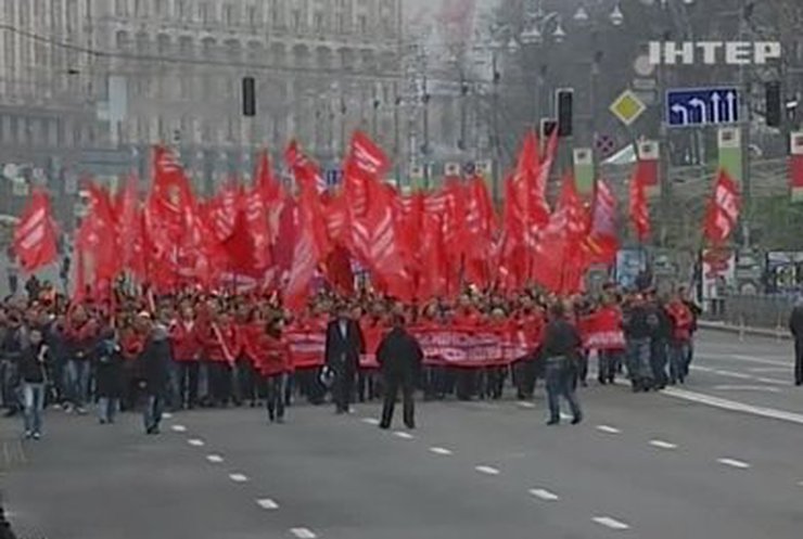 На Европейской площади отметили 95 лет Комсомолу