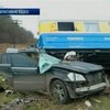 На Ривненщине внедорожник попал под поезд