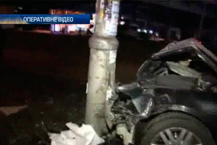 В Киеве трое молодчиков на BMW протаранили Ford и скрылись