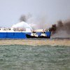 Под Севастополем горит паром с сотней человек на борту