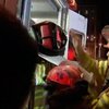 Студент, падая, пролетел десять этажей и застрял между стенами