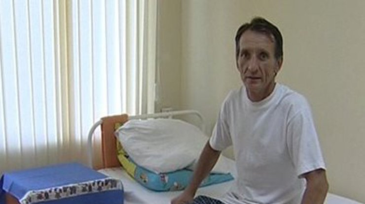 Россия освободила выжившего на Азове рыбака. Он возвращается в Украину, - МИД