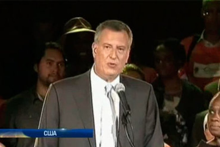 Билл де Блазио лидирует на выборах мэра Нью-Йорка