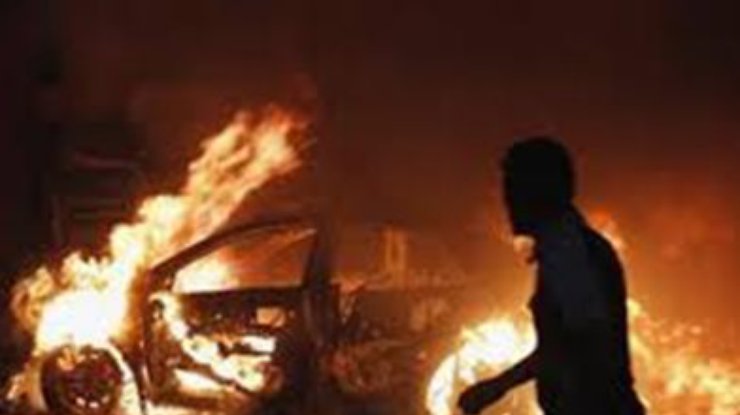 В Ливии в собственной машине взорвали адвоката и застрелили двух полицейских