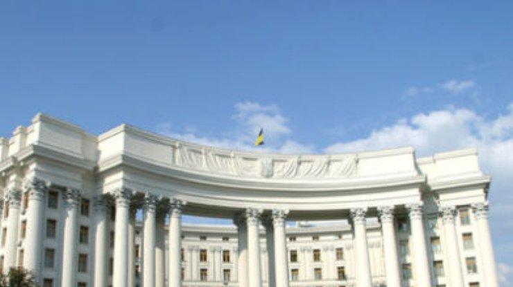 Украинцев среди пострадавших на Филиппинах нет