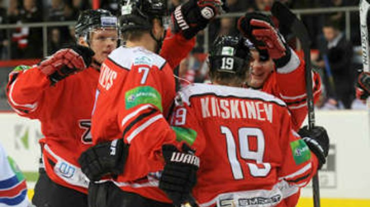 КХЛ: "Донбасс" минимально победил в Челябинске