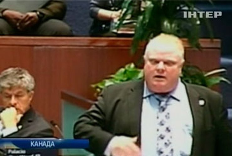 Депутаты Торонто попросили скандального мэра уйти в отставку