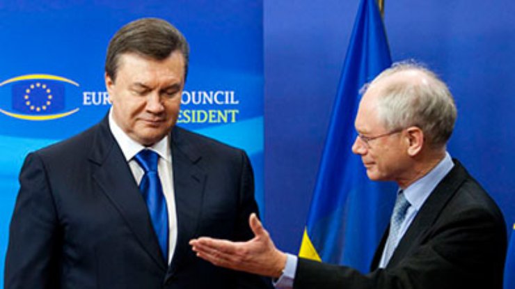 Продление миссии Кокса-Квасьневского говорит о желании ЕС работать с Украиной, - политолог