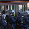 Парижский стрелок скрылся от полиции в метро
