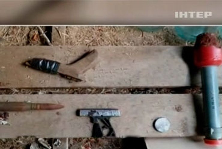 На Херсонщине задержали бывшего военного, державшего дома арсенал оружия