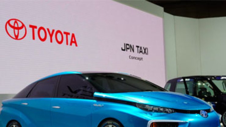 Toyota показала водородный седан, наиболее близкий к конвейеру