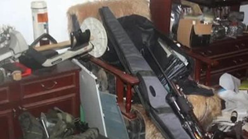 В Виннице задержали рецидивиста, закрывшегося в доме с боеприпасами