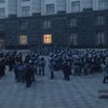 Милиция сообщает о пострадавшем правоохранителе в столкновениях под Кабмином