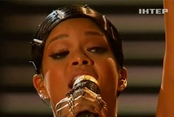 В Лос-Анджелесе наградили лауреатов премии American Music Awards
