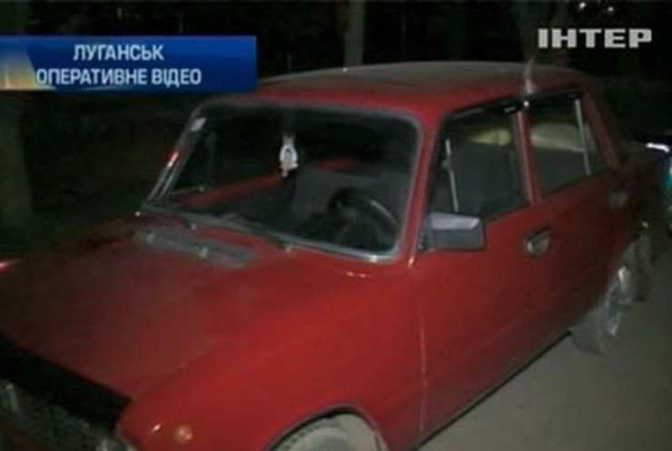 В Луганске 15-летний подросток, у которого украли телефон, помог милиции найти воров