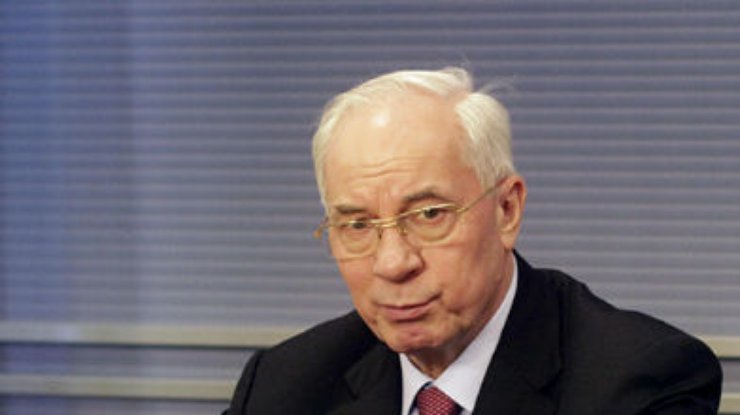 Азаров верит, что его решение не приведет к расколу украинского общества