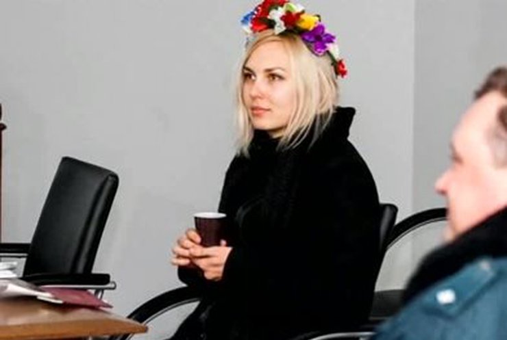 Суд Литвы оштрафовал украинку из FEMEN