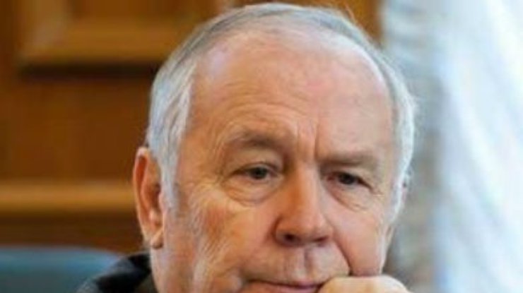 Рыбак не видит необходимости вводить чрезвычайное положение в Украине