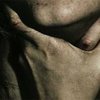 В Харькове мужчина пытался задушить двух девушек