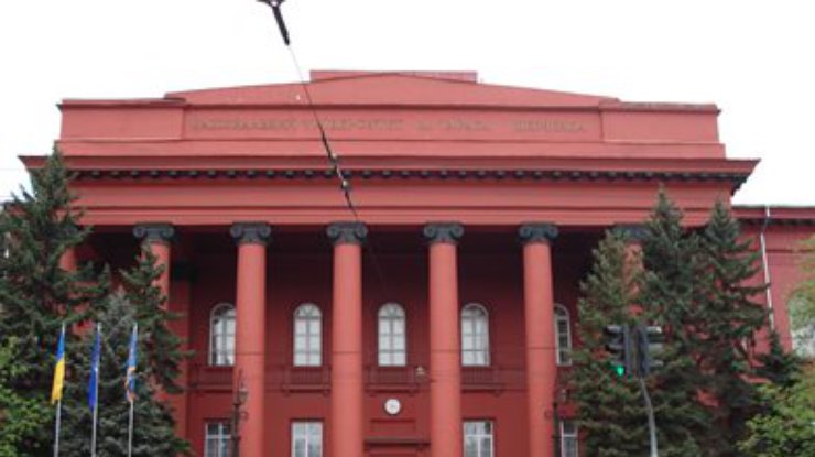 ГПУ собирает по киевским университетам данные о пострадавших на Майдане студентах (обновлено)