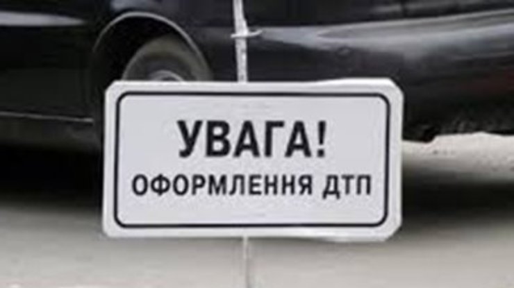 Лобовое столкновение двух авто на Сумщине: Погибли 5 человек, среди них - ребенок