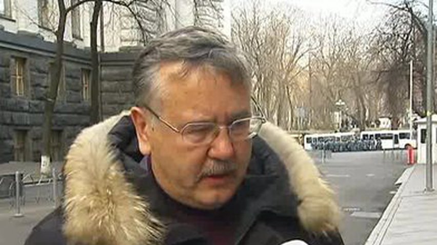Гриценко не сомневается в достоверности записей переговоров "Беркута"
