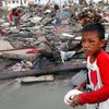 Число жертв тайфуна на Филиппинах выросло до 5,7 тысячи человек