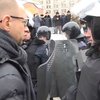 Яценюк пообщался с бойцами Внутренних войск