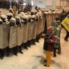 Внутренние войска "зачистили" улицу Грушевского