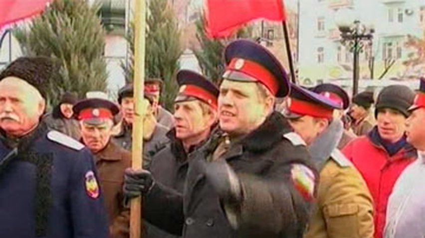 В Луганске митинги за Майдан и против него прошли на одной площади