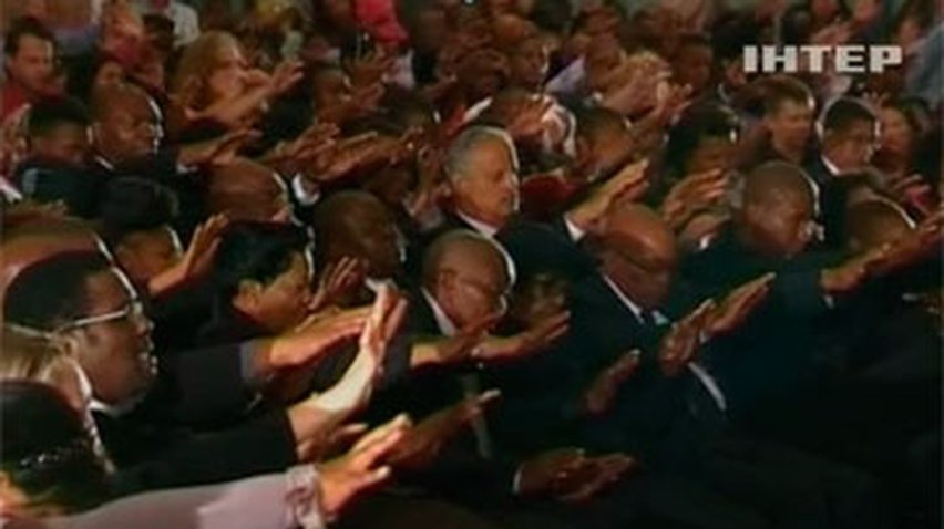 На выходных по миру прошли богослужения в честь Нельсона Манделы