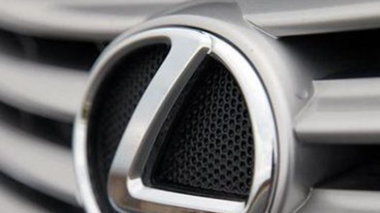 В Lexus открестились от слухов о дешевых моделях