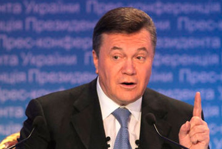 В США блокаду админздания сразу бы сняли, - Янукович.