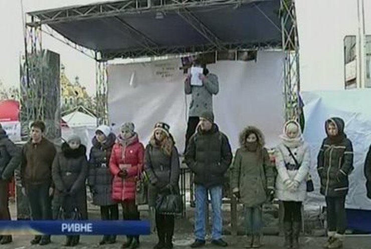 В регионах страны прошли студенческие флешмобы