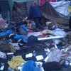 Евромайдан восстанавливается: Ставят новые баррикады и палатки
