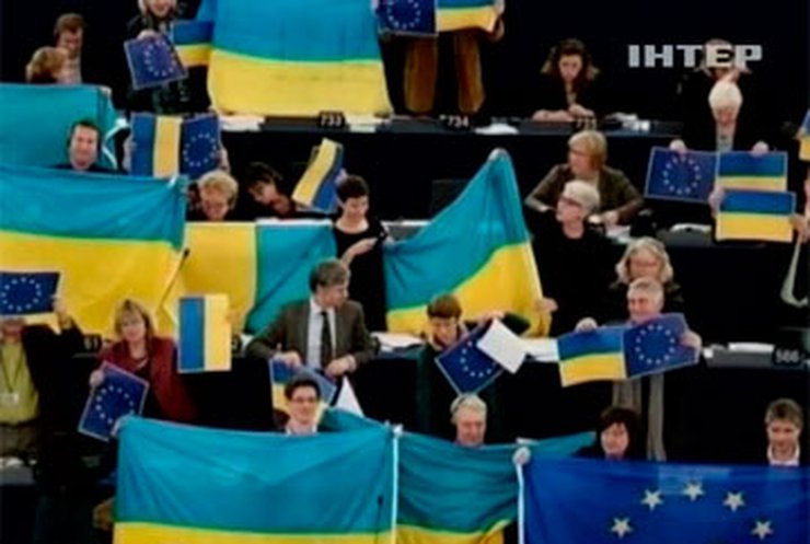 Европарламент принял резолюцию относительно Украины
