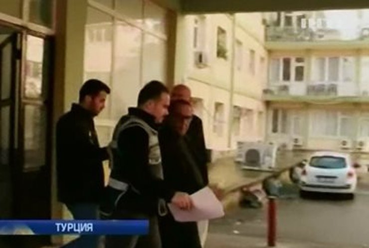 Турецкая полиция арестовала 37 чиновников-мздоимцев