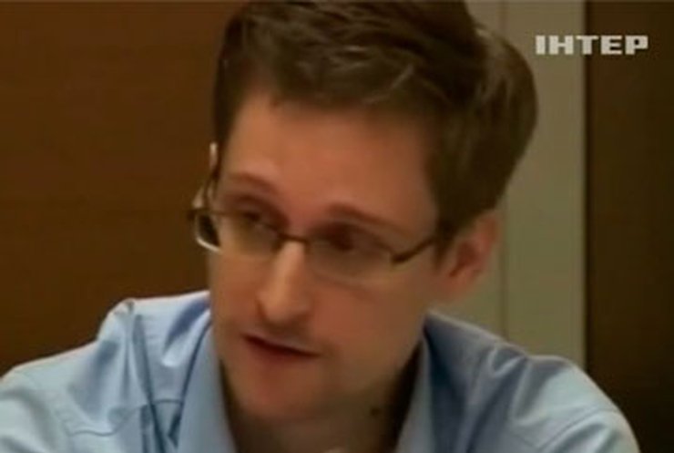 Бразилия отказала Сноудену в политубежище