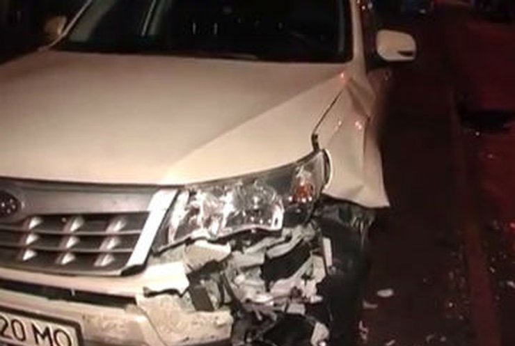 Пьяный иранец разбил четыре авто в центре Киева